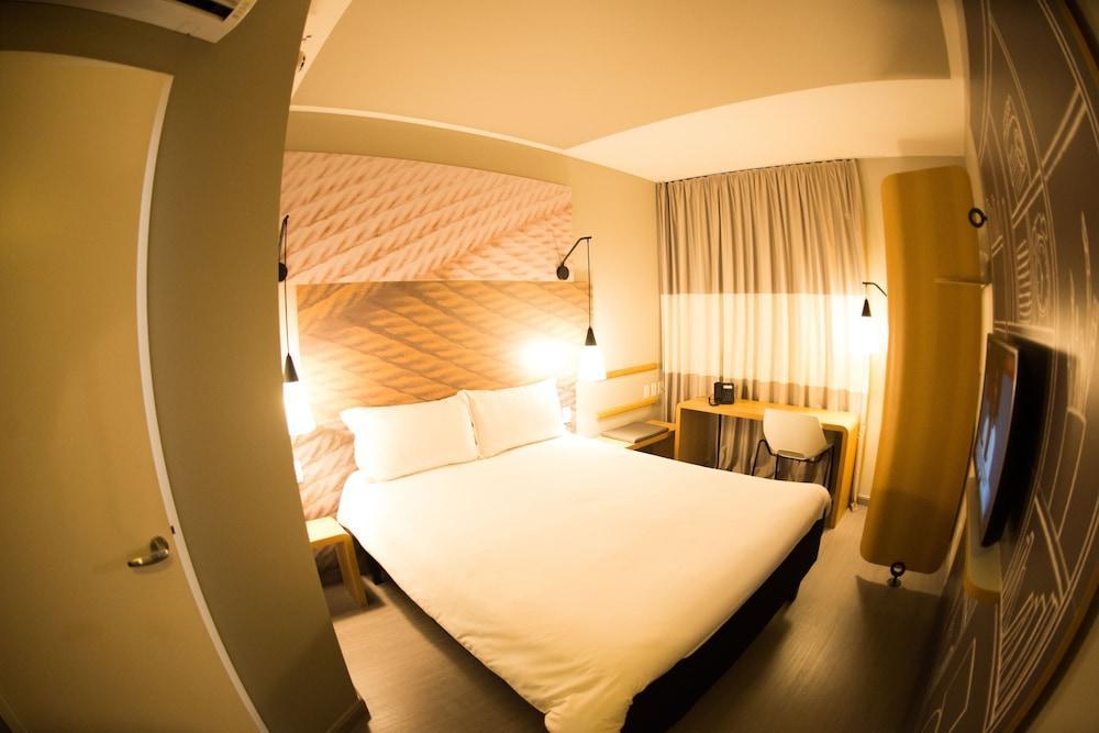 Ibis Jacarei酒店 外观 照片