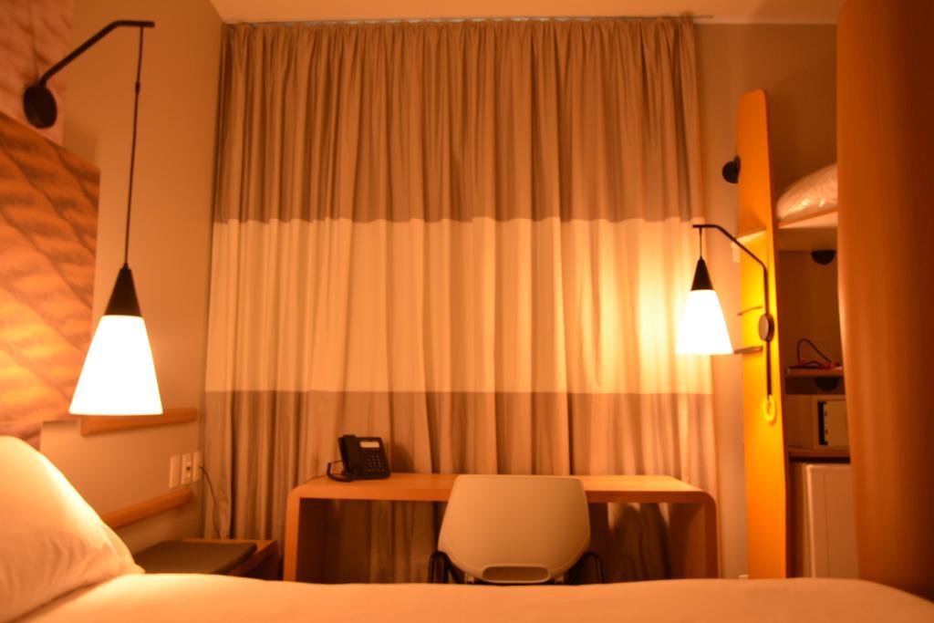 Ibis Jacarei酒店 外观 照片