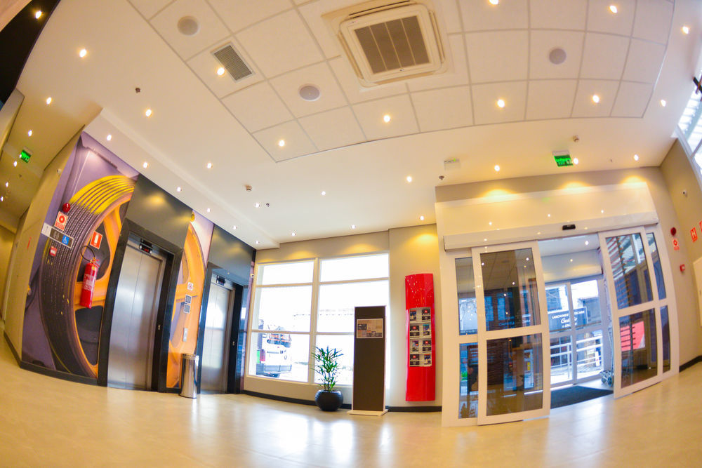 Ibis Jacarei酒店 外观 照片